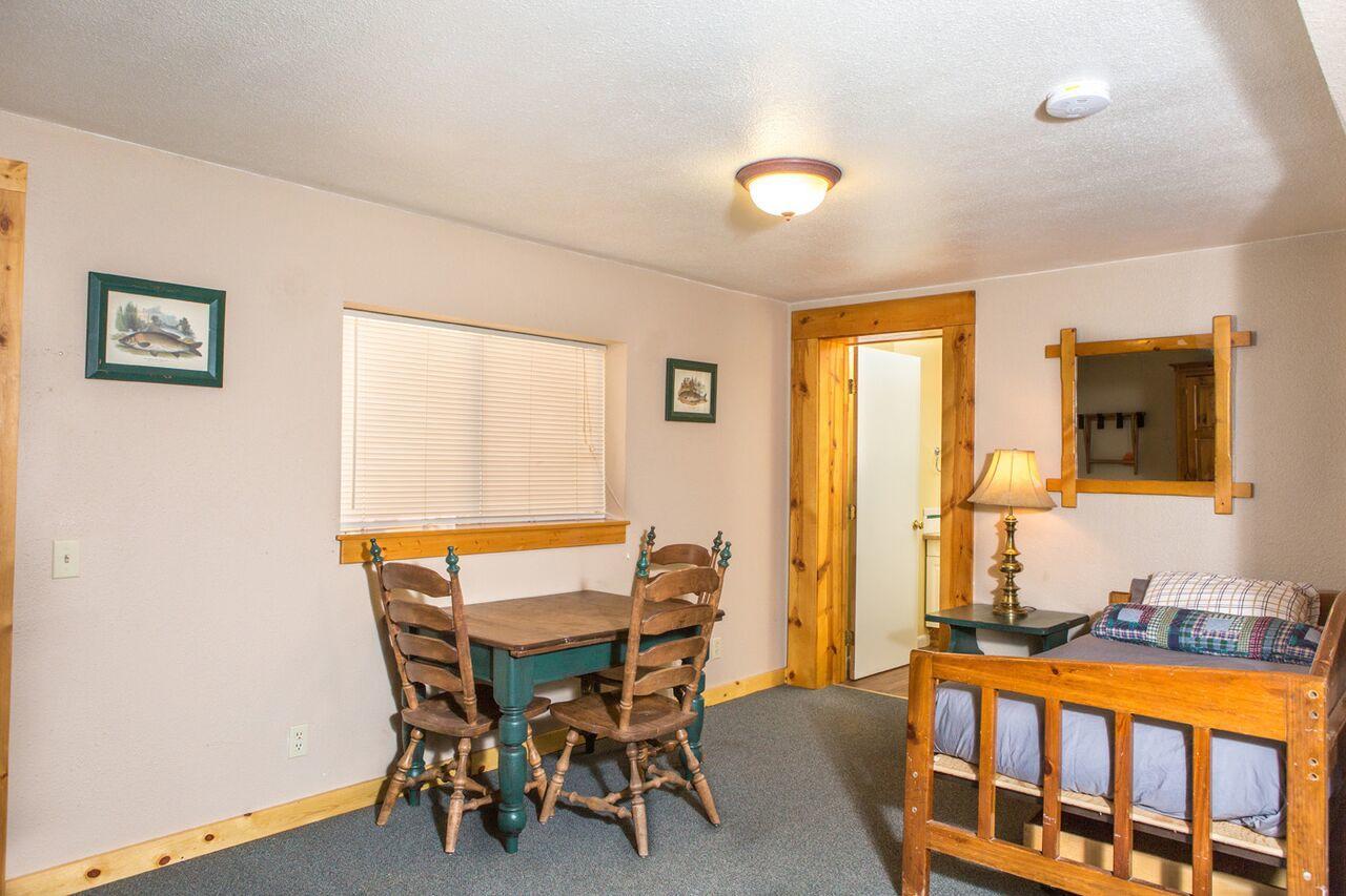Norwood Inn Extérieur photo